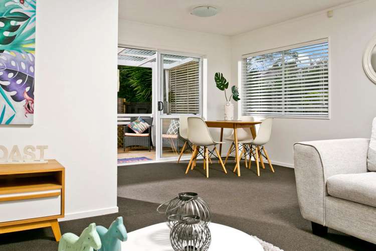 5 Sispara Place Beach Haven_16