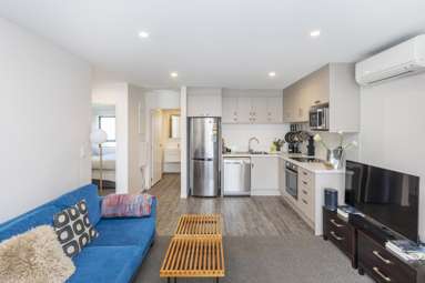 8/80 Shakespeare Road_1