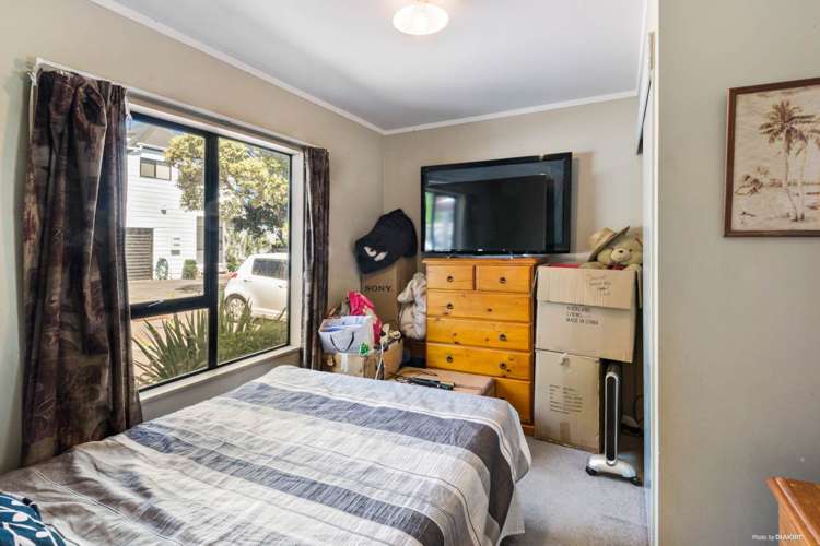 2/23 Hale Crescent Bayview_7