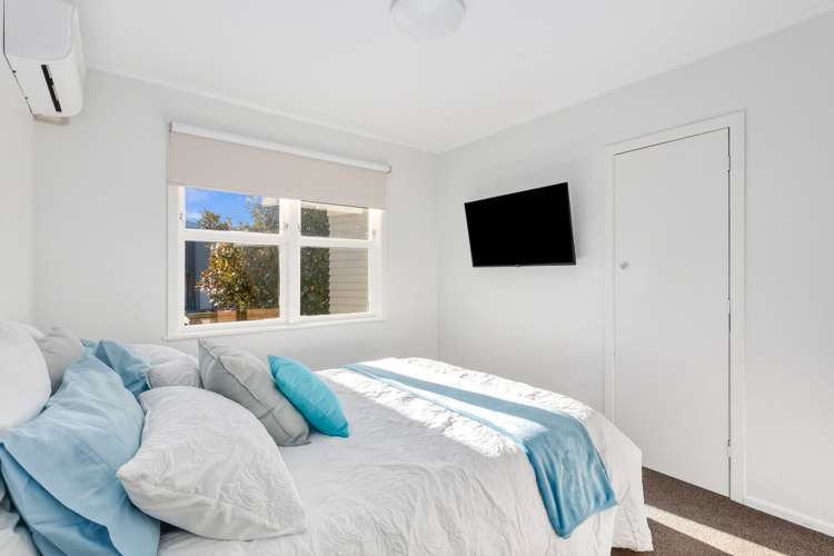 40 Southsea Crescent Silverdale_10