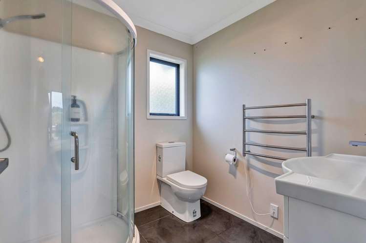 4 Larlin Drive Hawera_12