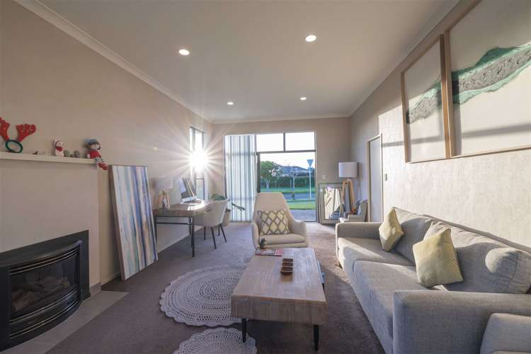 53 Turnberry Drive Wattle Downs_22