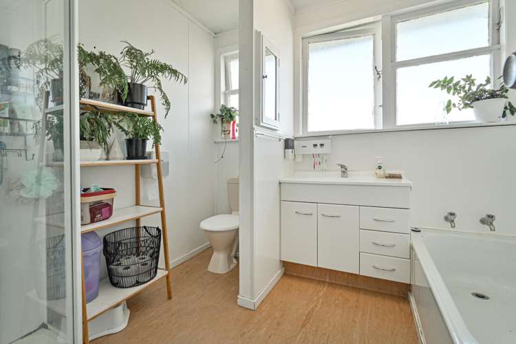 408 Huia Street Camberley_9