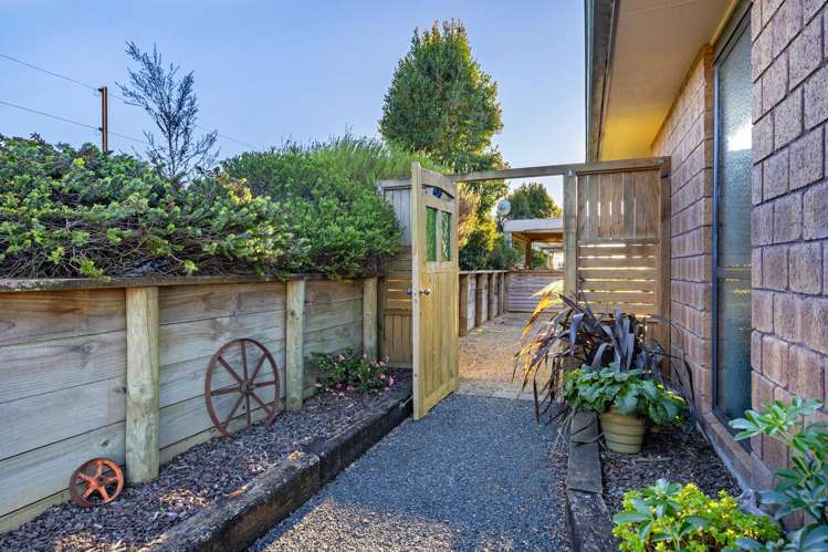 192 Hauroto Bay Road Raglan_39