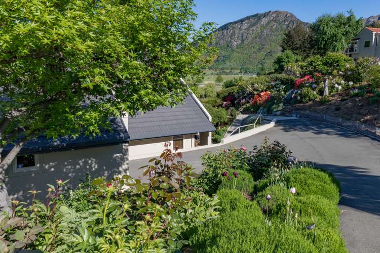 1 Cotter Avenue Arrowtown_16