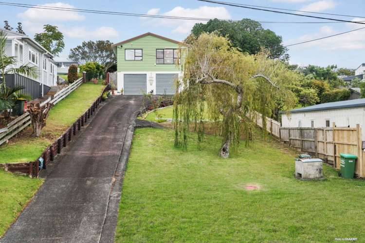 8 Kauri Road Stanmore Bay_26