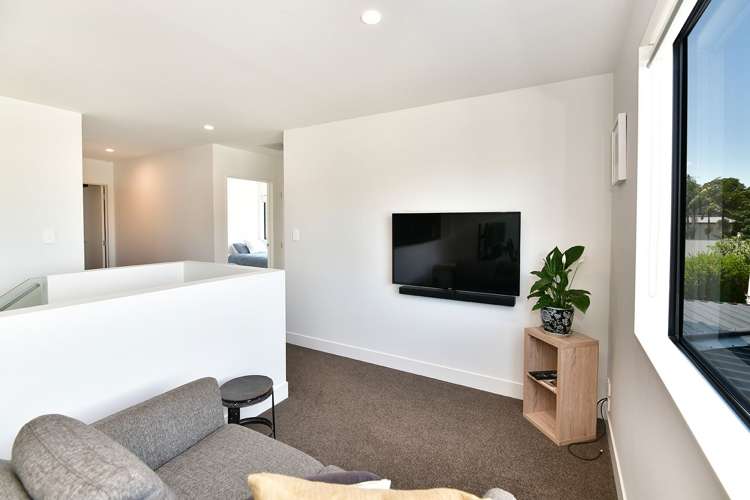 52 Walton Street Red Beach_20