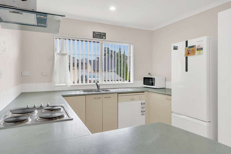 63 Stratford Road Manurewa_15