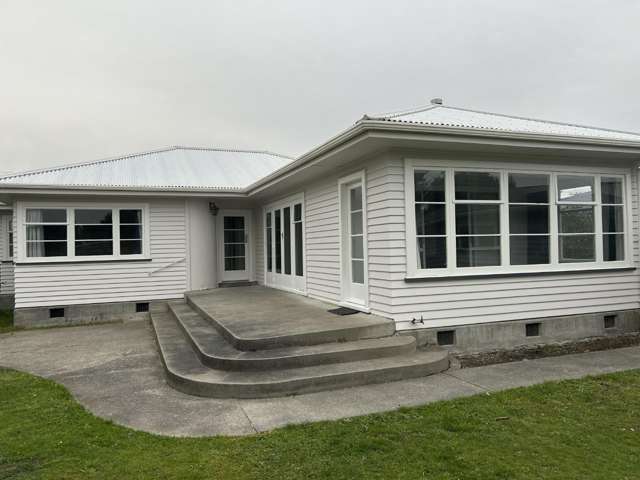 120 South Road 10754_1