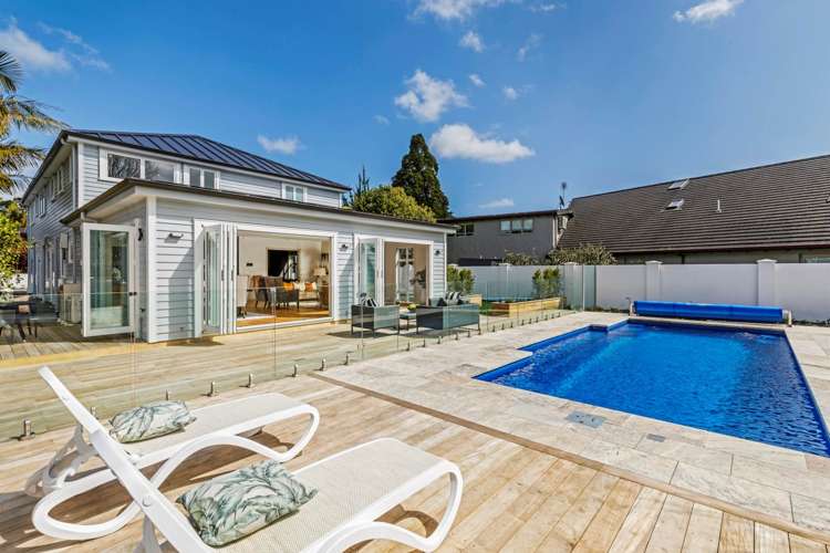 19 Oak Manor Drive Albany_54