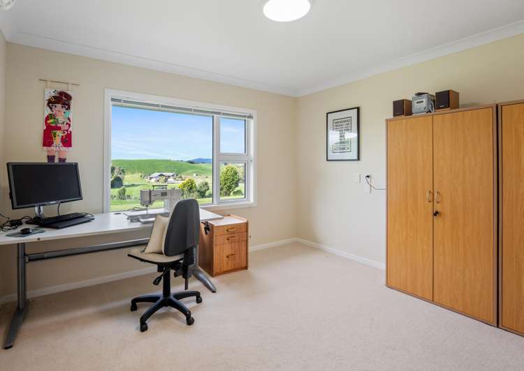 51 Paul Faith Lane Te Horo_21