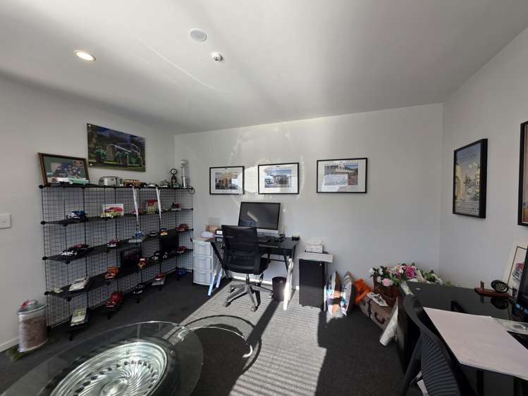 6/4 Lake Bryndwr Lane Burnside_8