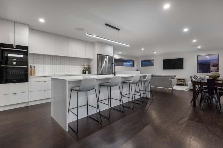 94 Kotare Street_2