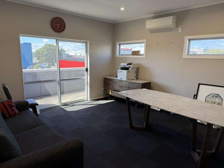 77 Gill Street New Plymouth_14