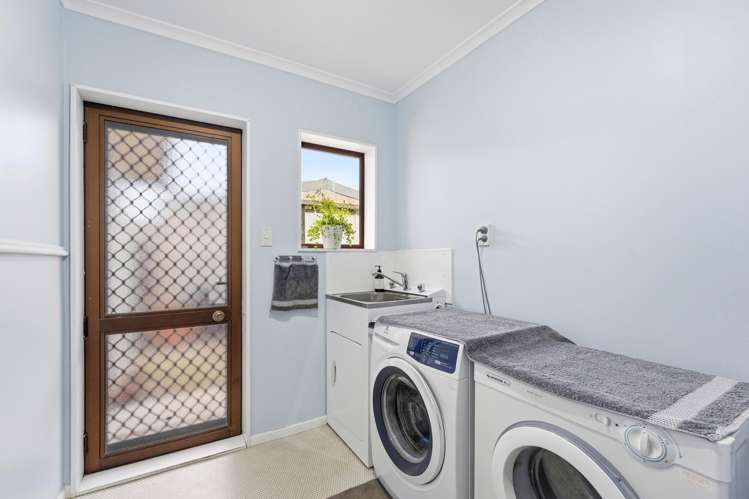 12B Kent Road St Johns Hill_19