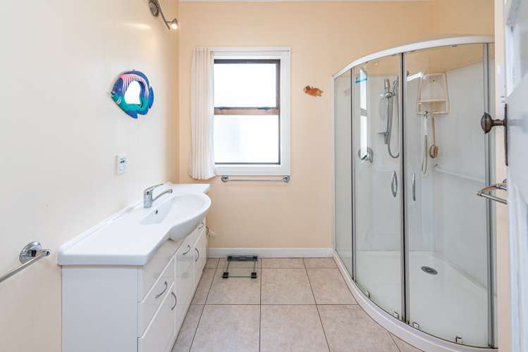 574 No 3 Line Okoia_9