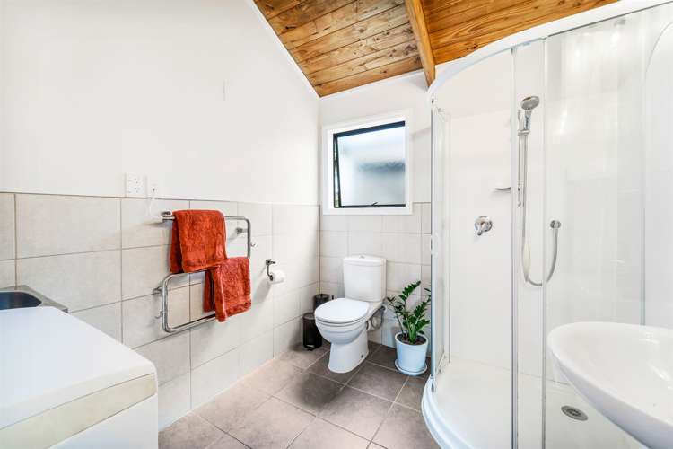 19 Matai Road Stanmore Bay_16