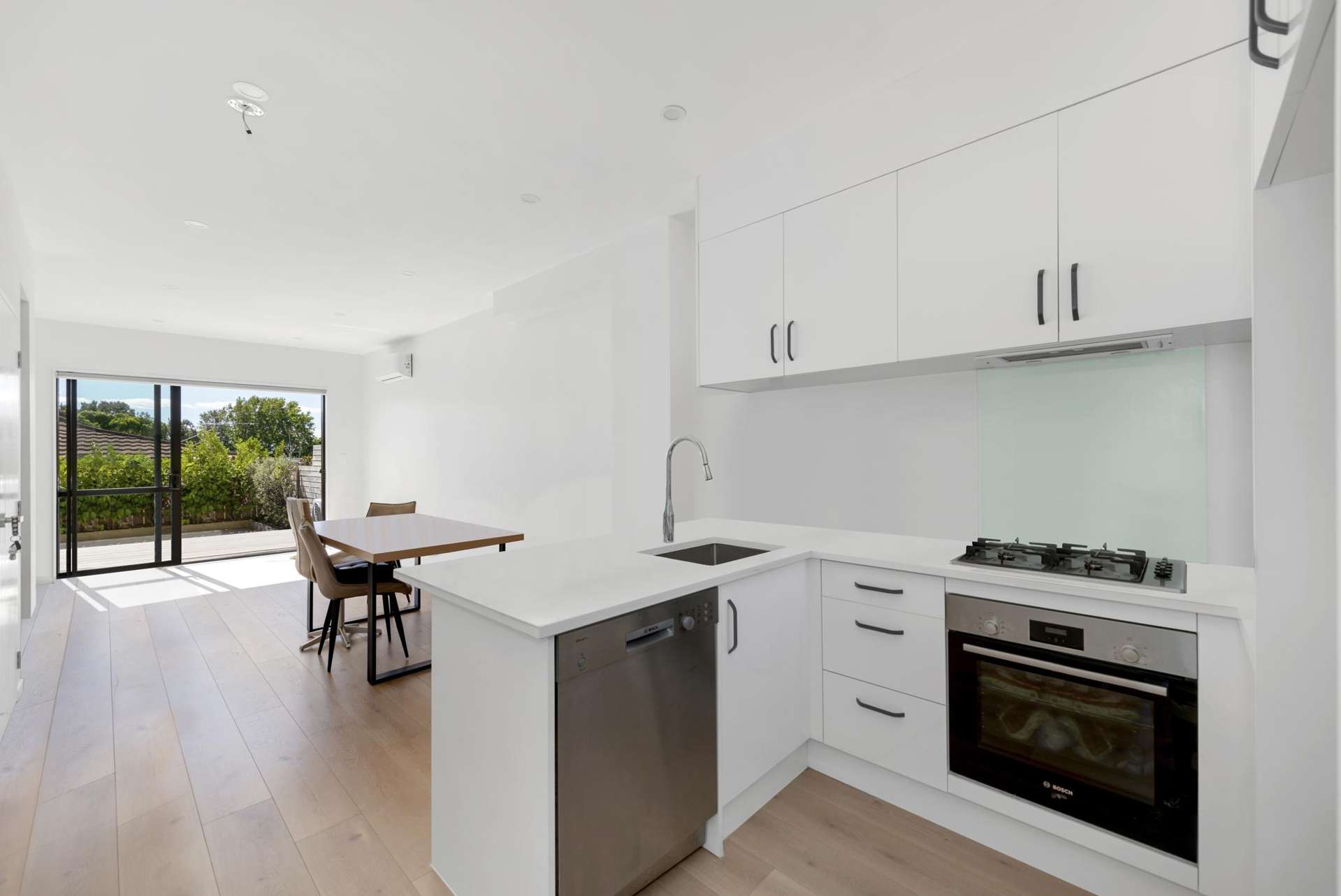 3/60 Highland Park Drive Highland Park_0