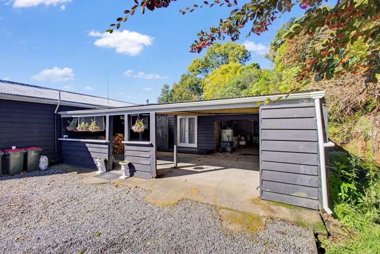 822 Motukawa Rd Inglewood_21