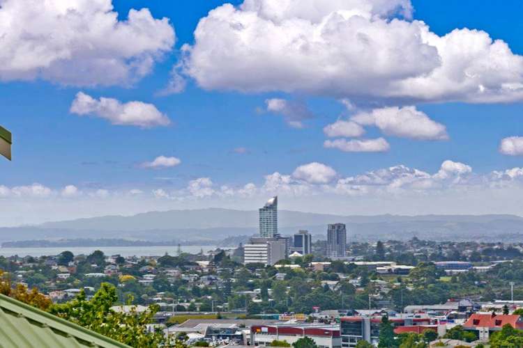 1/23a Target Road Totara Vale_18