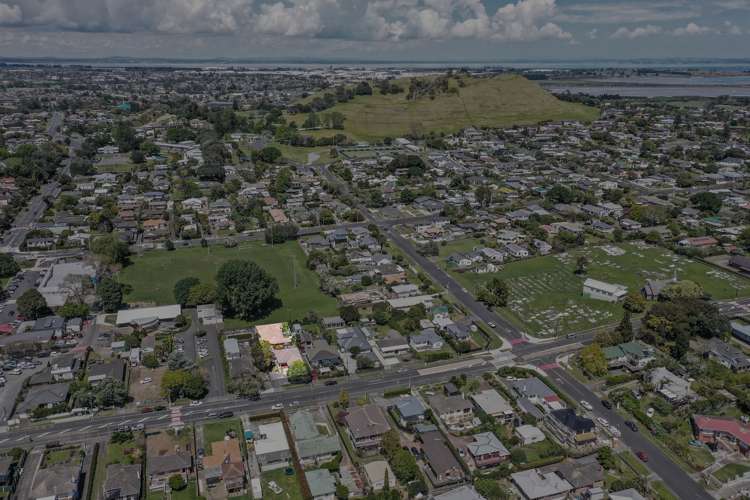 1/11 Church Road Mangere Bridge_10