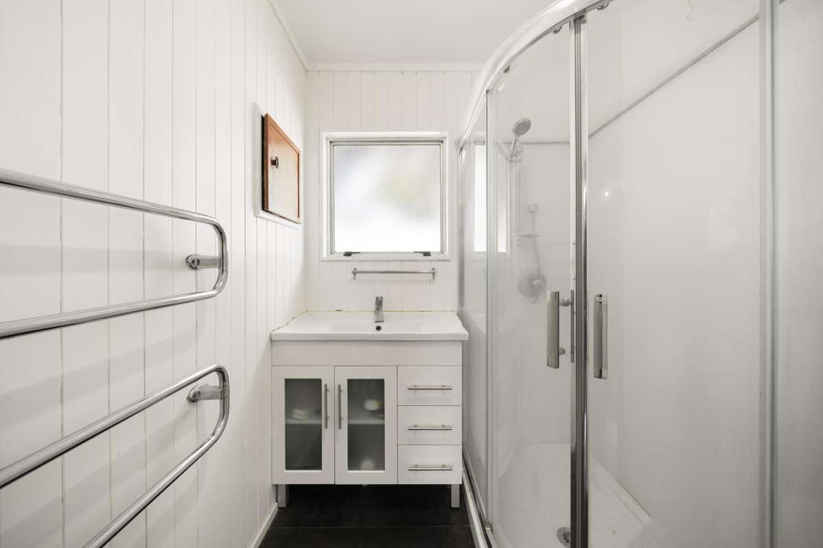2/11 Dunstan Place_5
