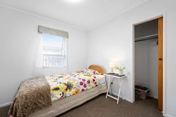 35b Holland Street Glenholme_12