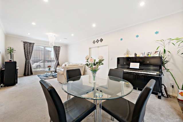 1 Sunshine Lane Flat Bush_3