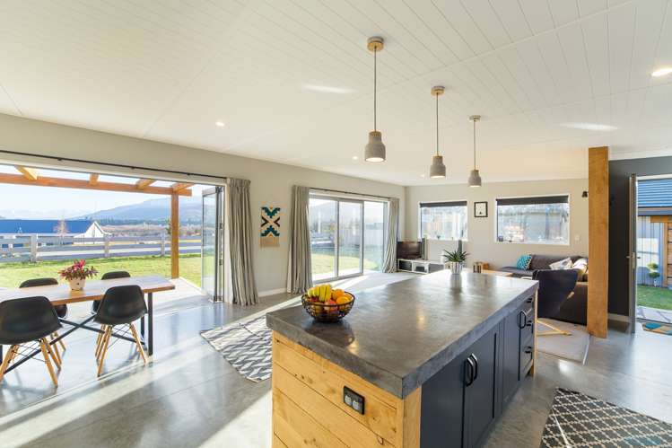 52 Myles Way Lower Shotover_7