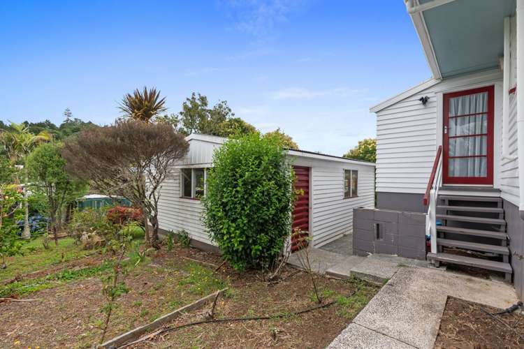 52 Clark Road Kamo_12