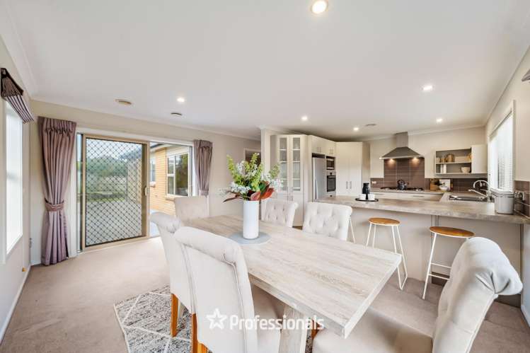 5 Tasman Close Aotea_3