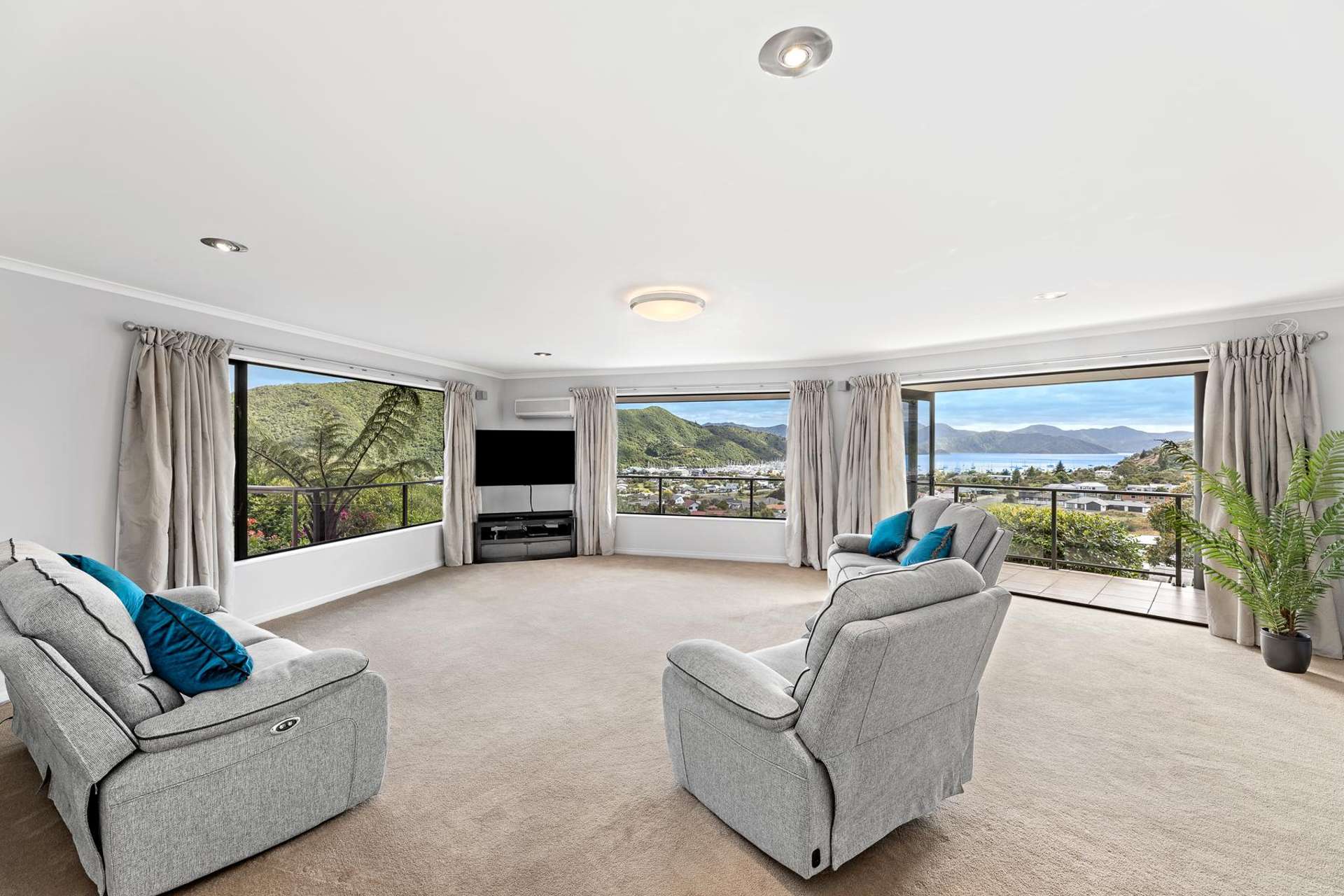 10 Moana Heights Waikawa_0