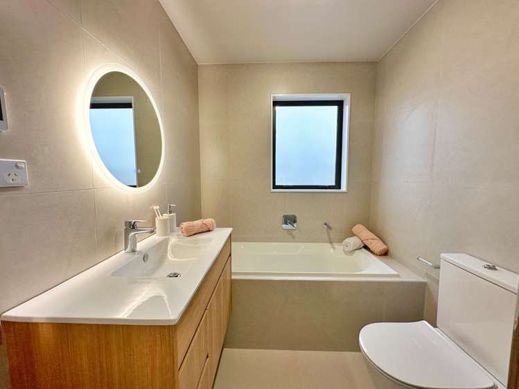 10c Robert Burke Place Henderson_11