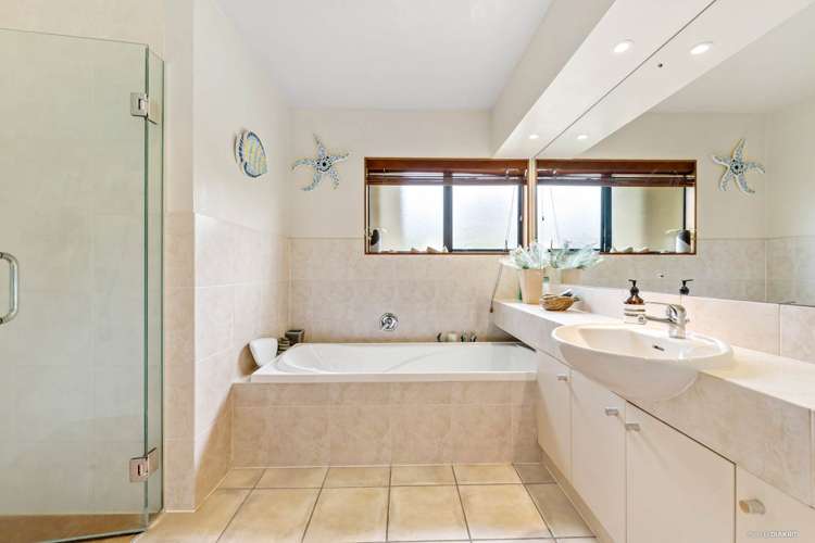 66 Manor Park Sunnyhills_11