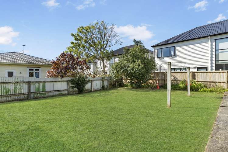 53 Mount Smart Road Onehunga_13