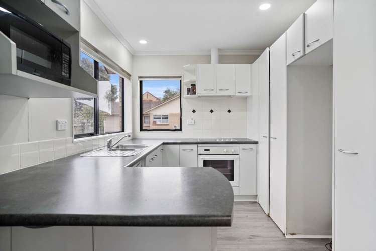 15 Montilla Place Manurewa_8