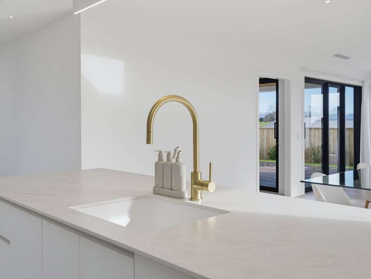 10 Paton Road_5