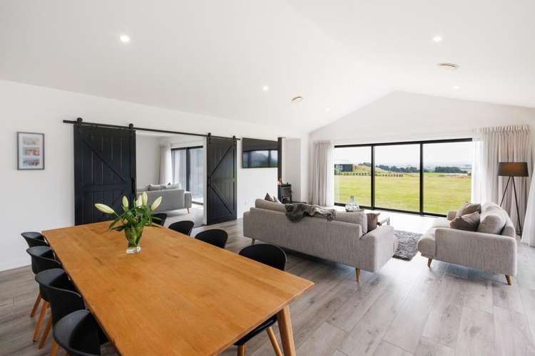 2 Mataki Lane Halcombe_3