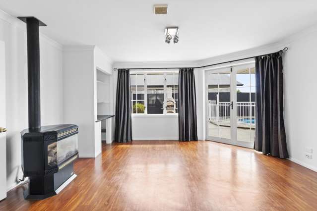 23 Mirbeck Avenue 11373_1