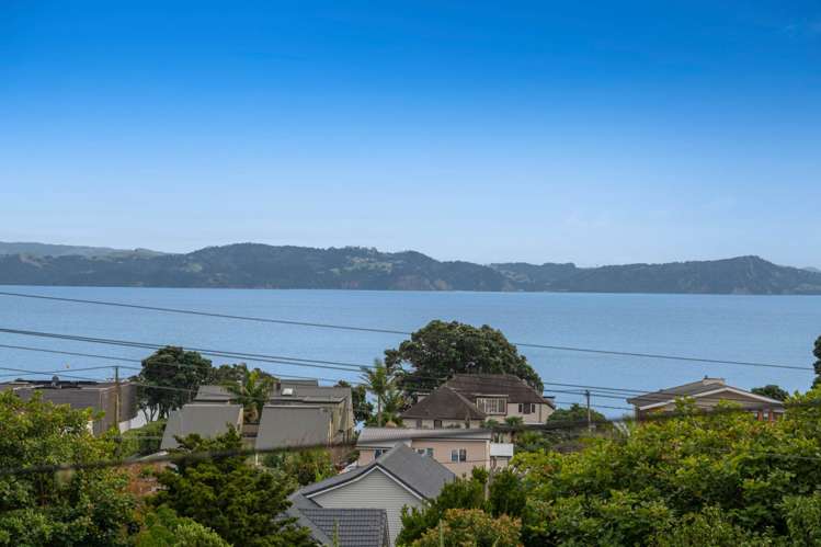 11 Beach Road Manly_10