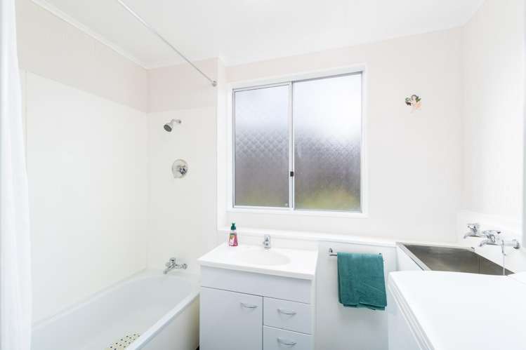 38 Pasadena Crescent Totara Park_11