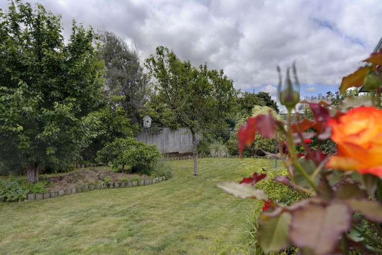 23 Farnborough Drive Nawton_12