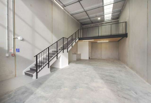 Unit 32/72 Westpoint Drive Hobsonville_4