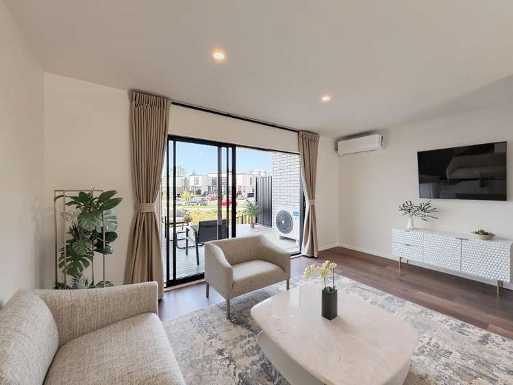 8/16 Molley Green Place 10044_1