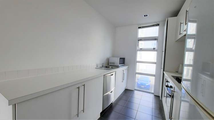 3B/48 Liverpool Street 10015_2