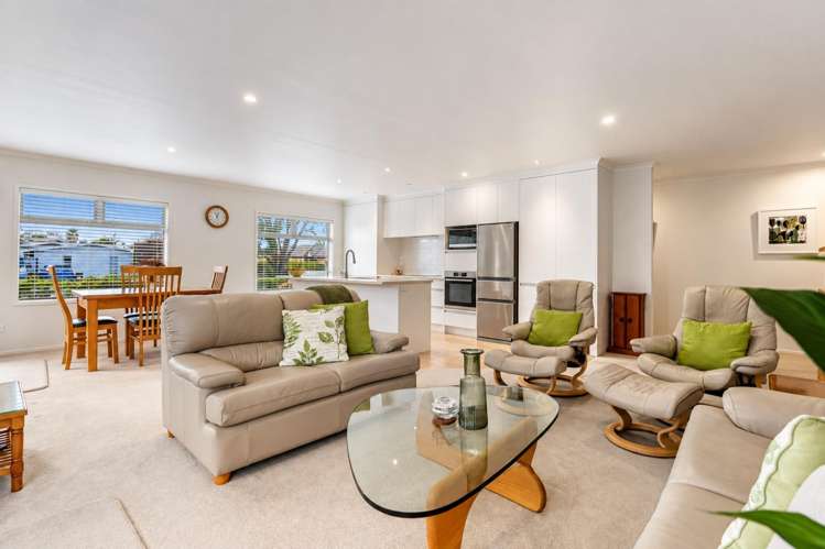 14 Hatton Road Orewa_3