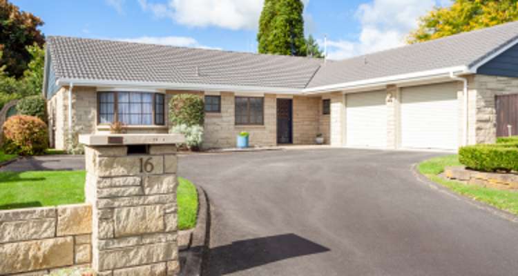 16 Kotuku Crescent_0