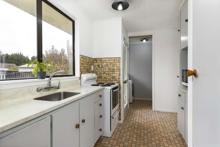 3 Saul Lane Springlands_5