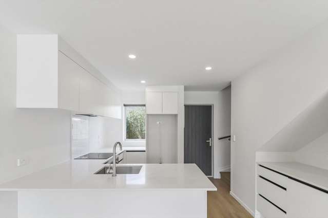 Modern 3 bdrm House in Favona - Ready to move in!