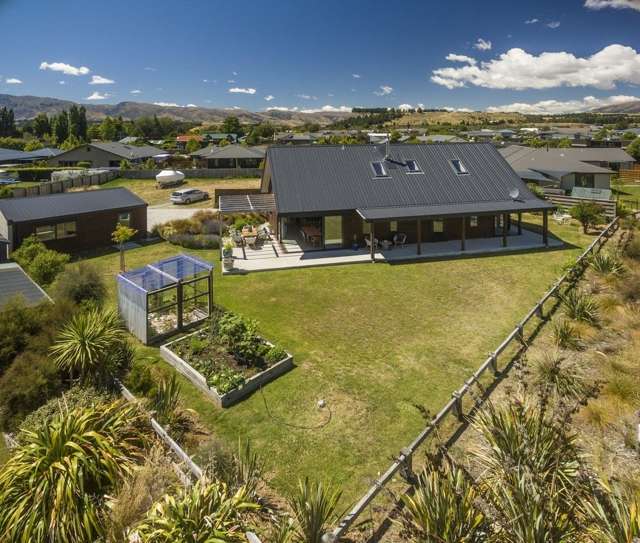 9 Hunt Place Albert Town_2